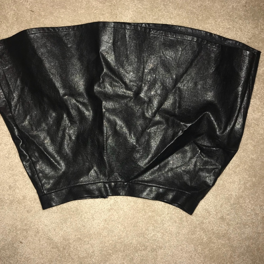Leather skirt